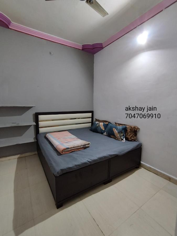Kalpeshwar Homestay Ujjain Extérieur photo