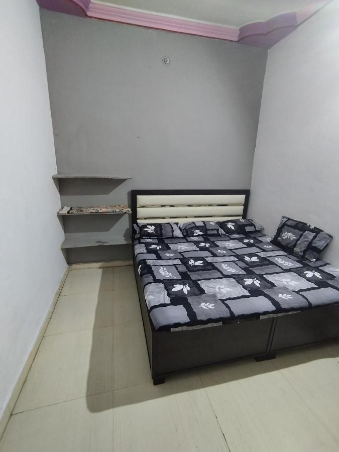 Kalpeshwar Homestay Ujjain Extérieur photo